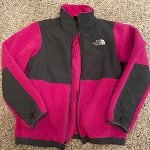 Used girls 10/12 medium North Face pink fleece jacket.